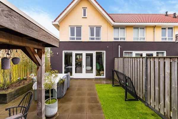 Foto - Te koop: Duurzame hoekwoning in kindvriendelijke wijk!